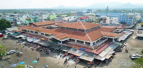 Chợ Tịnh Biên: Thiên đường mua sắm vùng biên An Giang