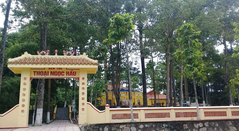 Đền thờ Thoại Ngọc Hầu 