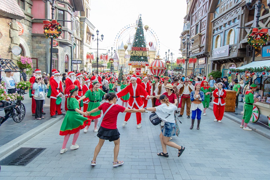 Hòa mình vào không khí lễ hội tại Phú Quốc United Center