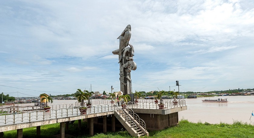 Mùa nước nổi An Giang Tượng đài cá ba sa Châu Đốc