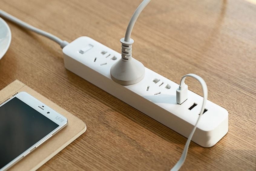 Australia to Vietnam power adapter power plug in Vietnam
