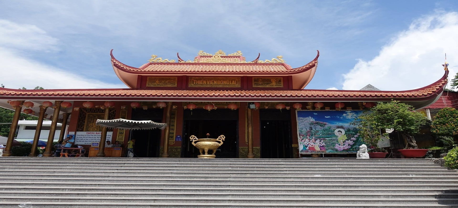 Thiền viện Đông Lai - Chùa Bánh Xèo