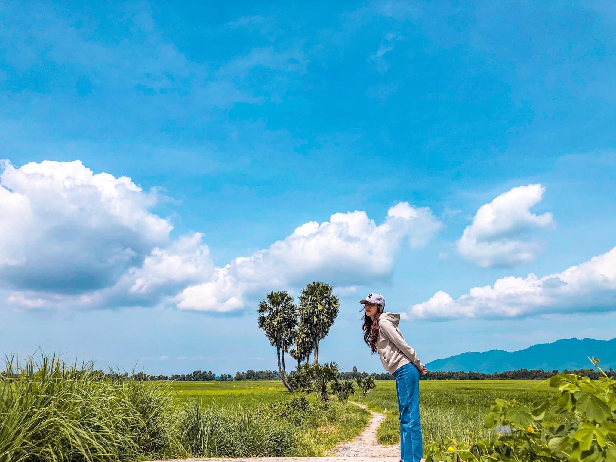 Trang phục khi chụp ảnh ở cây thốt nốt