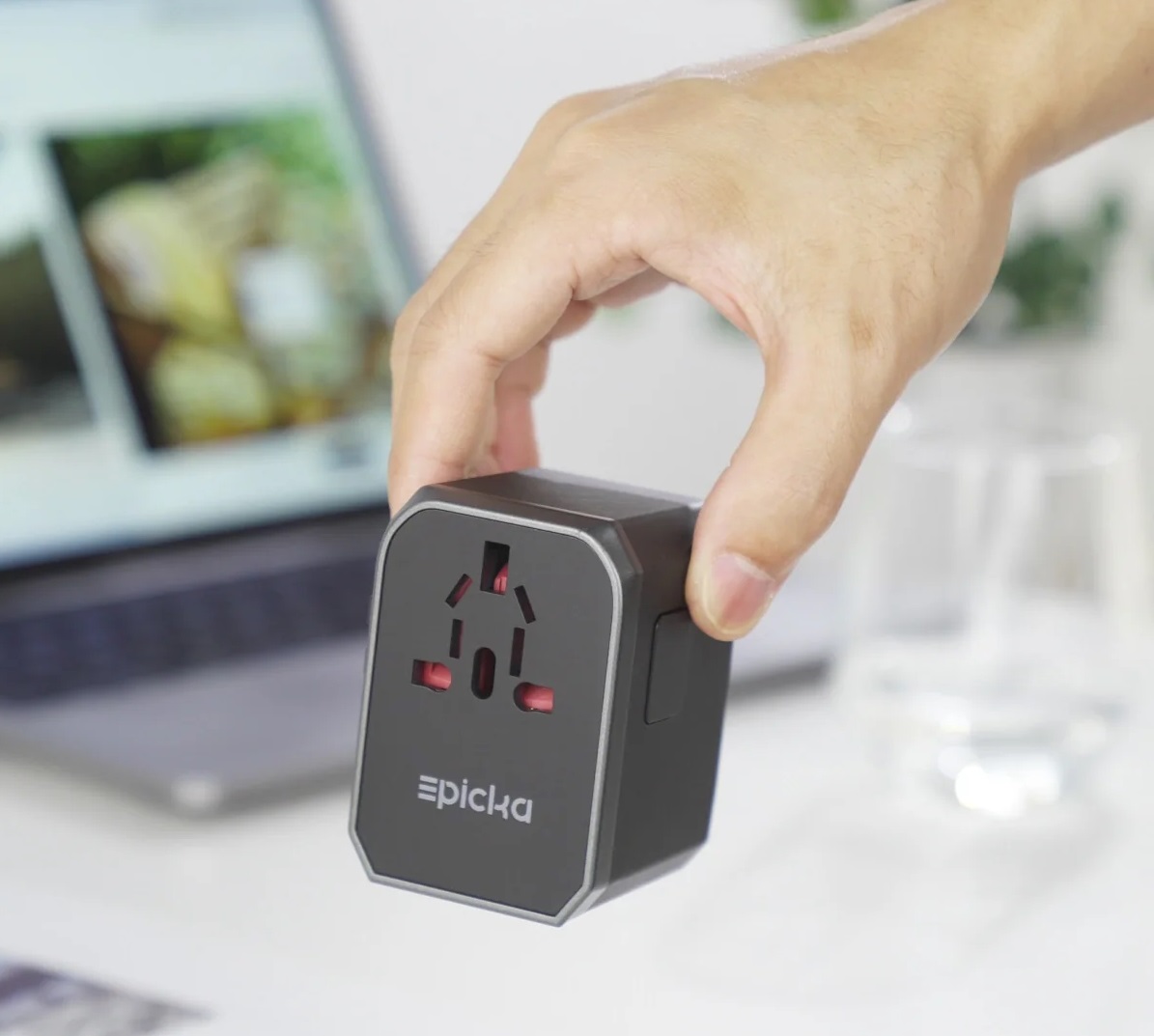 Australia to Vietnam power adapter universal travel adapter