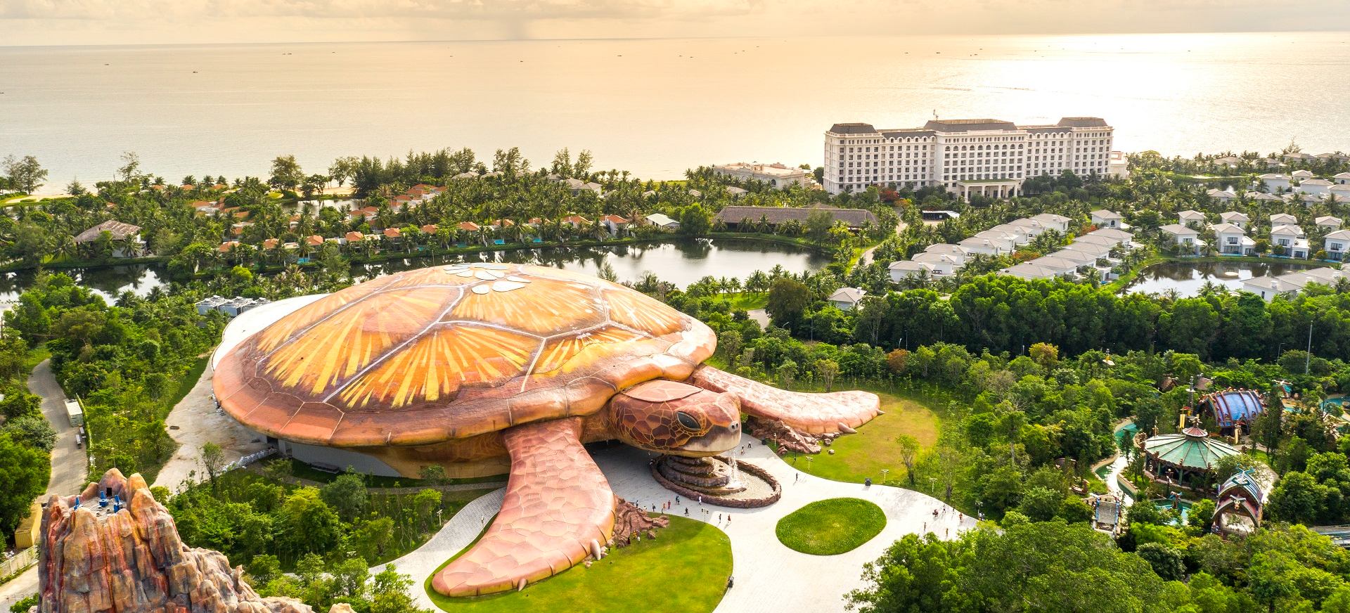 Mermaid Meet & Greet, VinWonders Phu Quoc