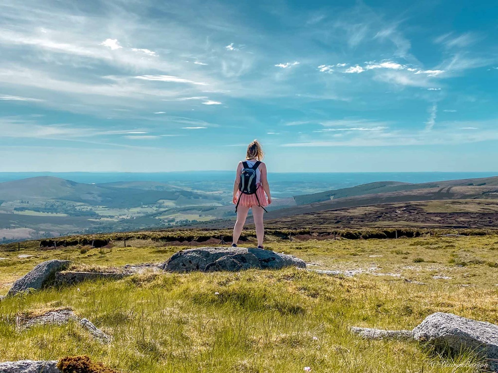 best countries for solo female travel Befriend the locals and embark on a relaxing trip in Ireland