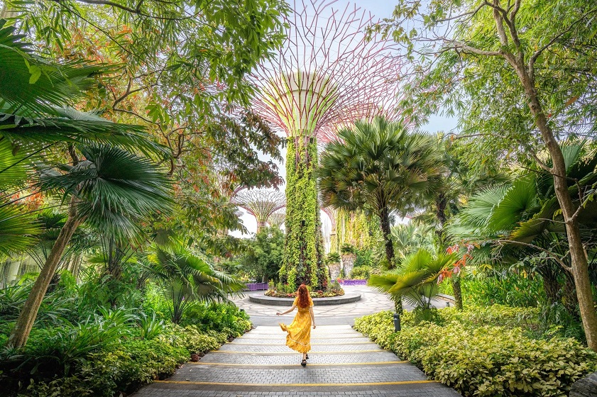 best countries for solo female travel Singapore - one of the best solo travel friendly countries for women in Asia