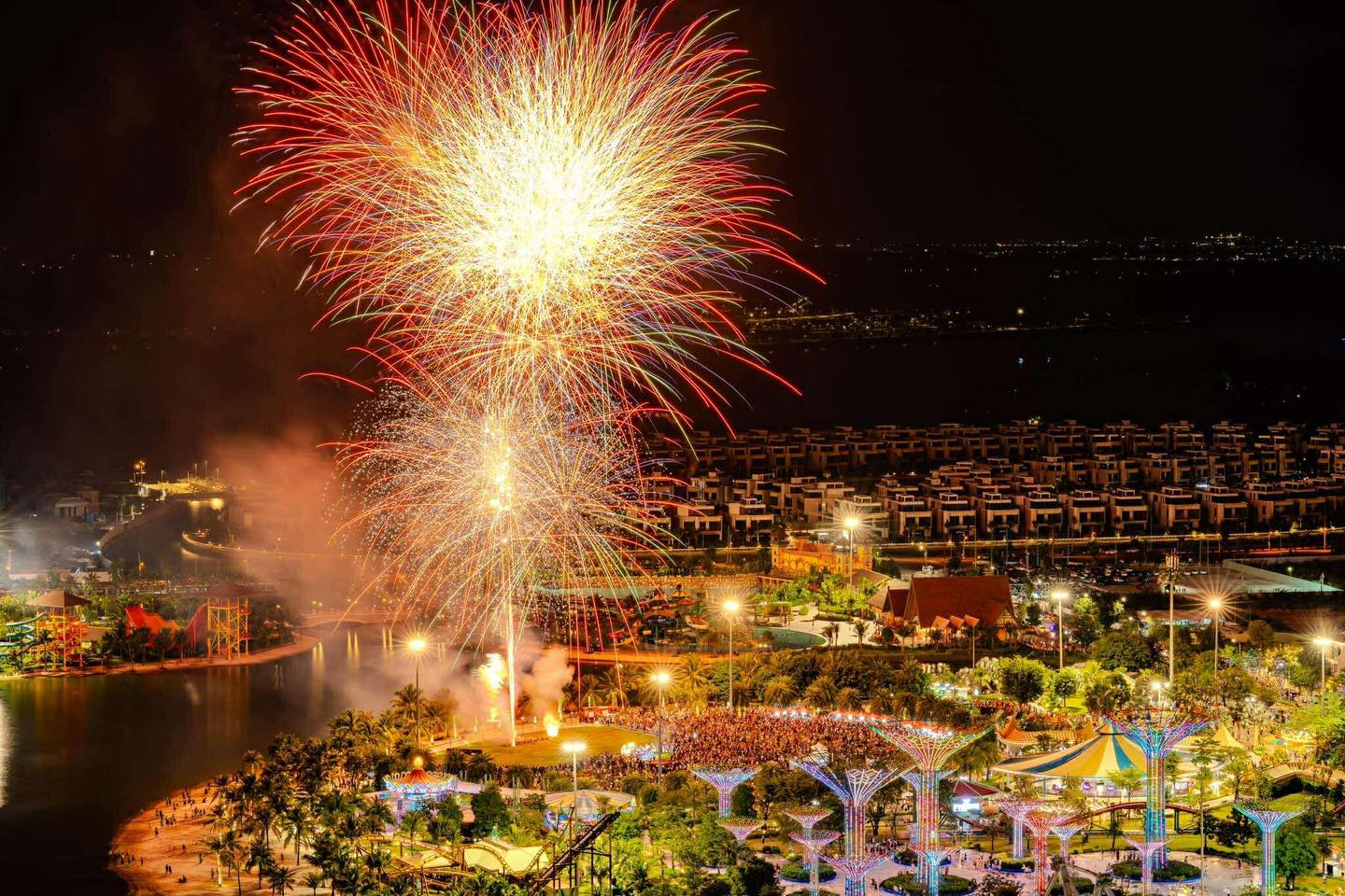 ban phao hoa grand park ban phao hoa grand park