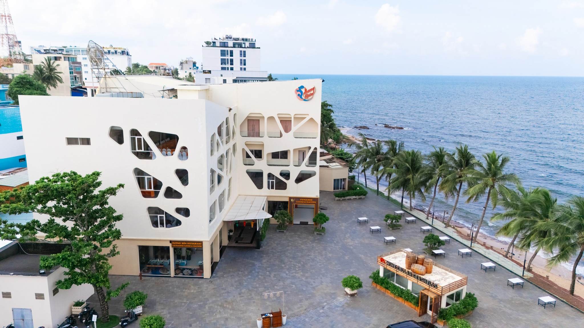 Nhà hàng hải sản Phú Quốc Nhà hàng hải sản Phú Quốc Hương Biển