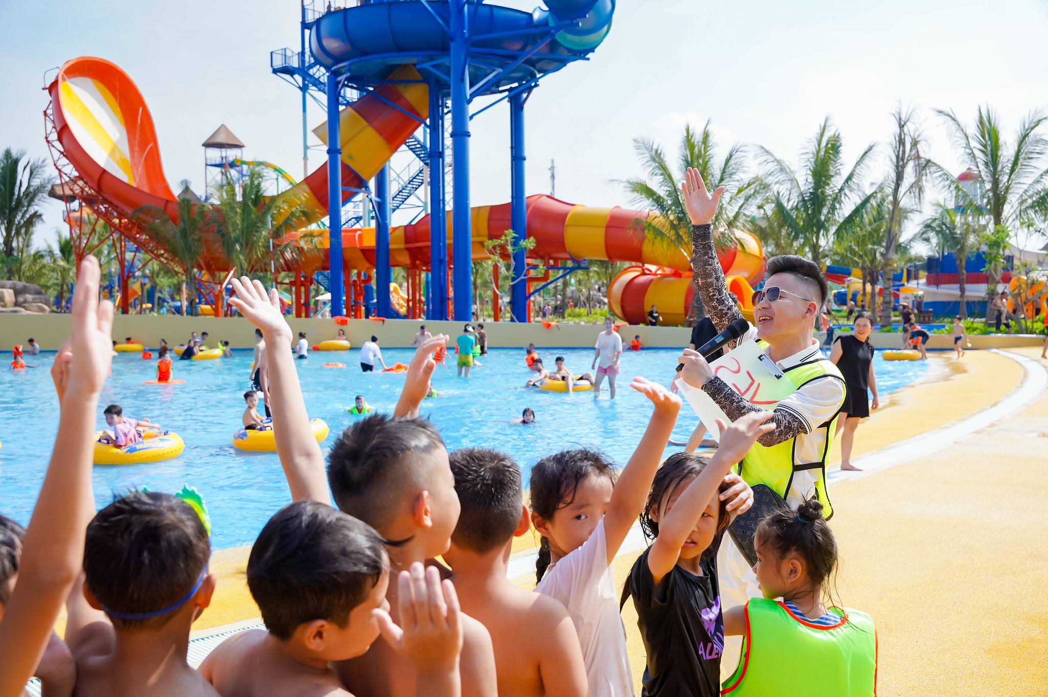 Khám phá công viên nước VinWonders Cửa Hội