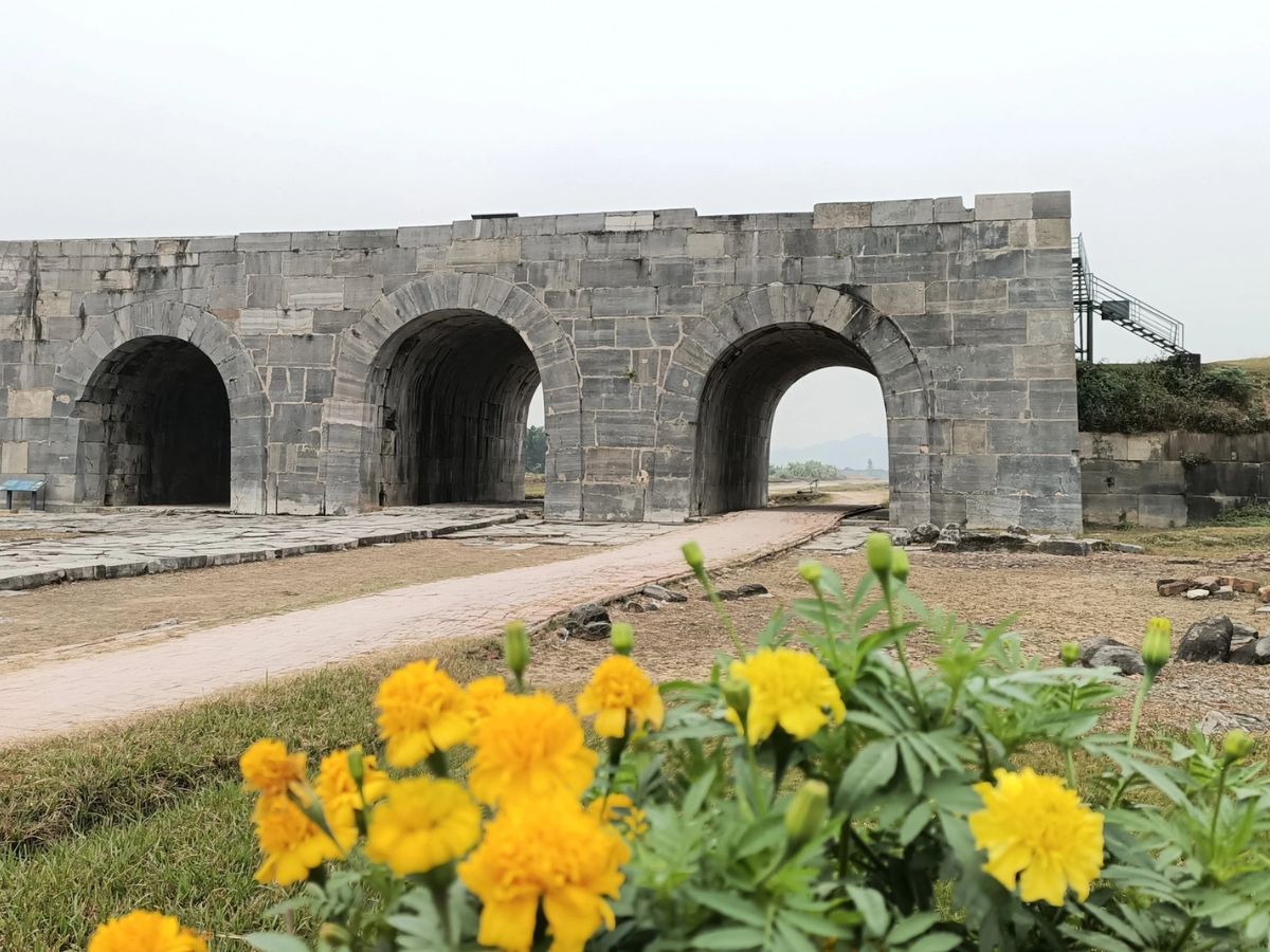 Thành nhà Hồ Thanh Hóa