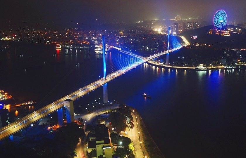 Bai Chay Bridge Quang Ninh