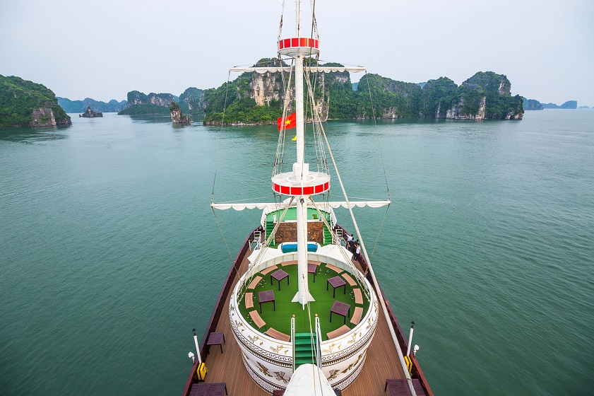 Bai Tu Long National Park