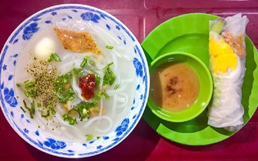 Quy Nhon food Banh canh and cuon ca are flavorful staples that showcase Quy Nhon food's rich traditions