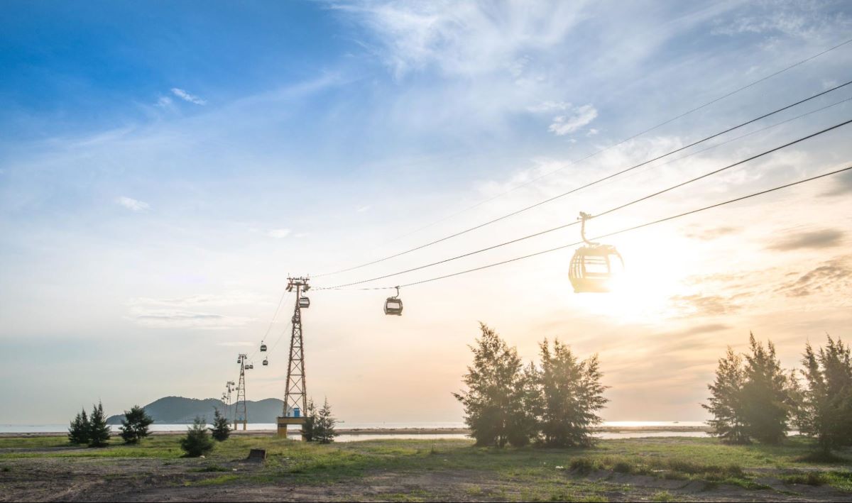 Cáp treo tại VinWonders Cửa Hội 