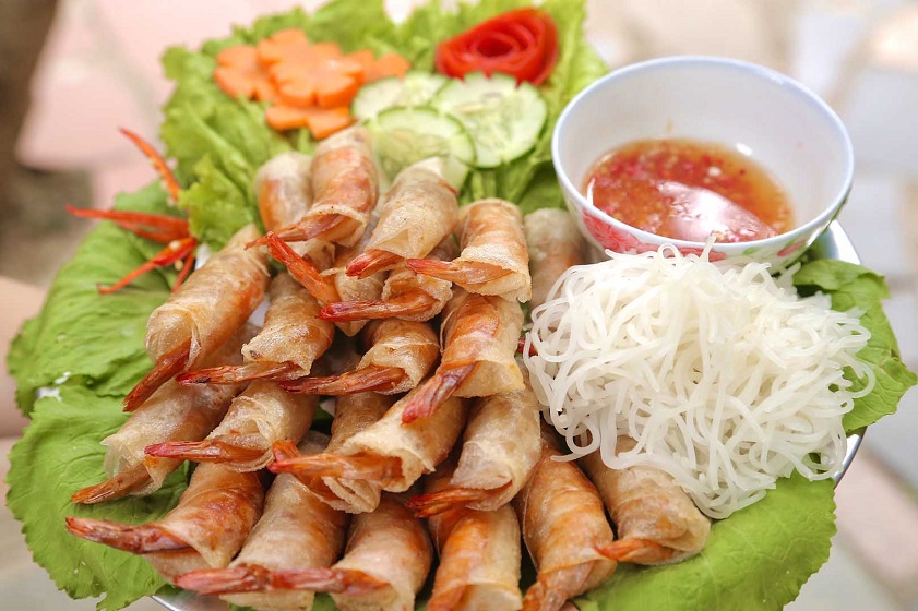 Quy Nhon food Cha ram tom dat is a beloved Quy Nhon food