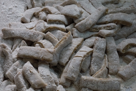 Chè lam Phủ Quảng – thức quà quê độc đáo của xứ Thanh