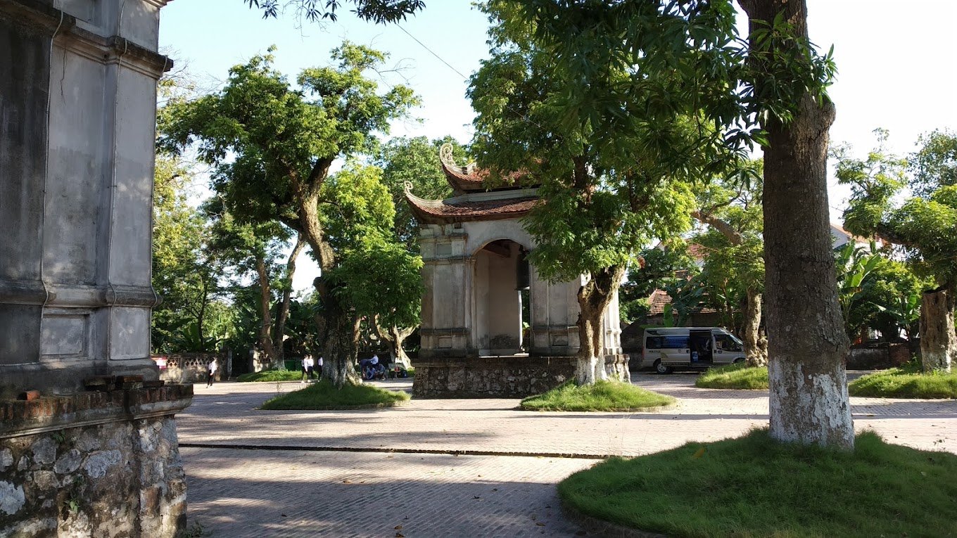 Hung Yen Province Chu Dong Tu Temple