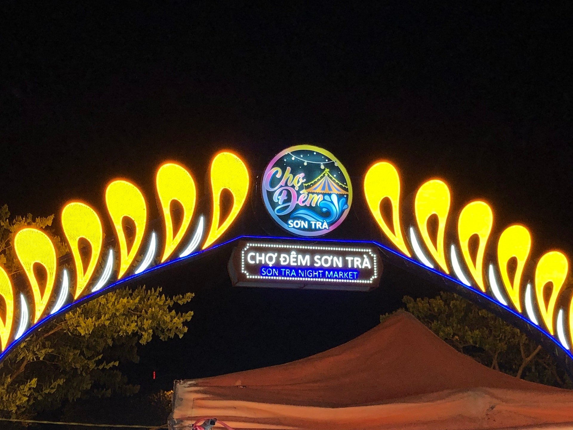 Da Nang's night markets