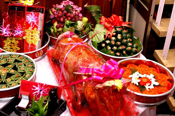 Đính hôn là gì Chuẩn bị lễ vật cho lễ đính hôn