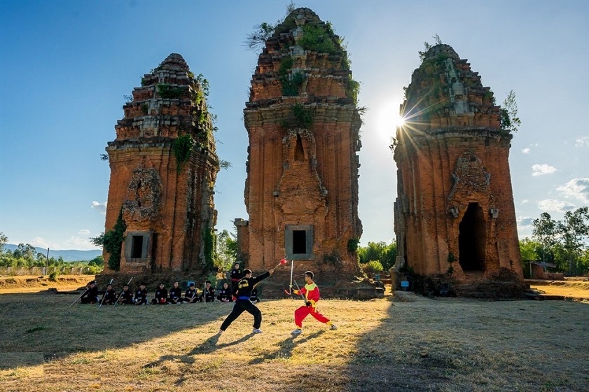 Duong Long Cham Temple