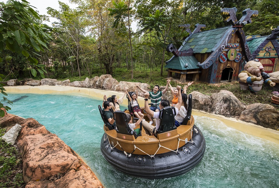 Enjoy endless excitement at VinWonders Phu Quoc