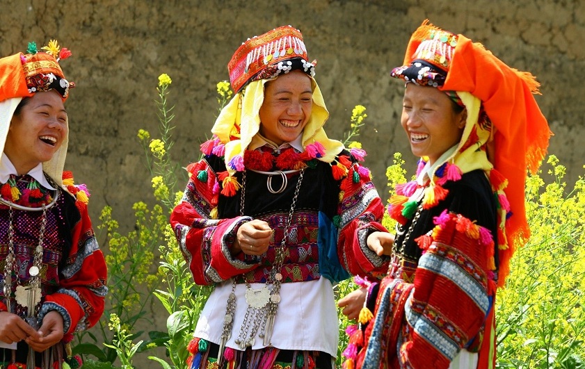 Hoang Lien National Park Explore the culture of five ethnic minorities