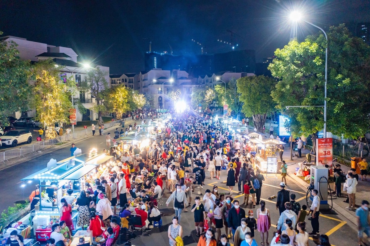 Chợ đêm Vinhomes Grand Park