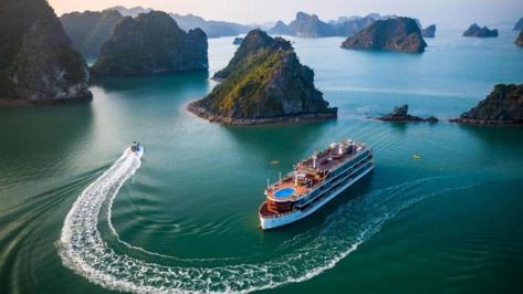 Ha Long Bay weather in November: Travel tips for tourists