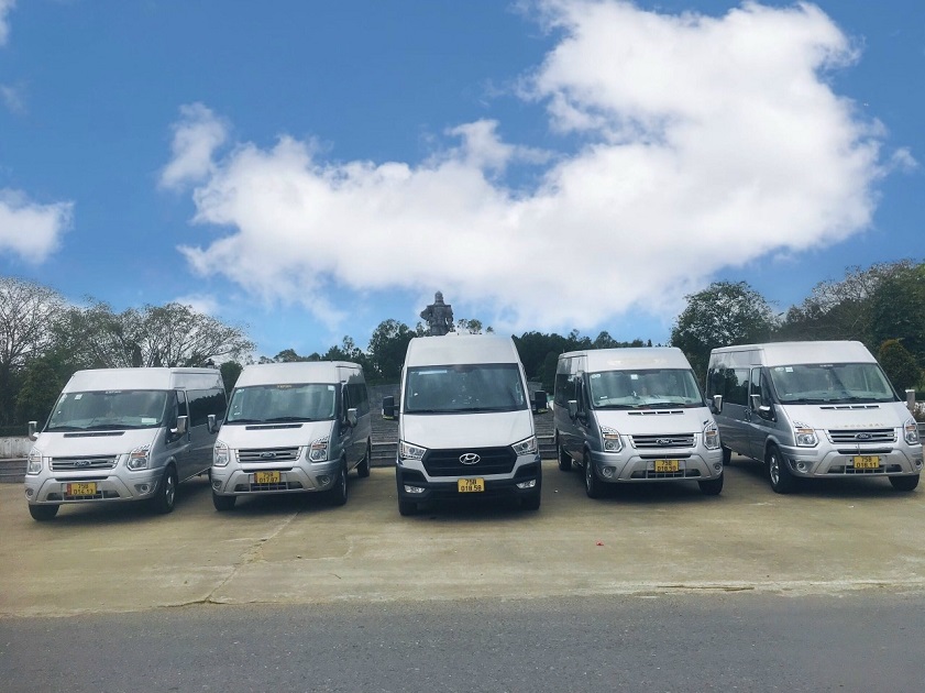 Hue to Da Nang By tourist car