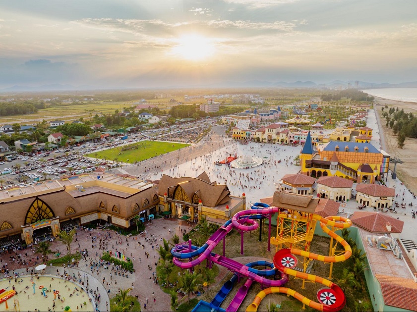 VinWonders Cửa Hội