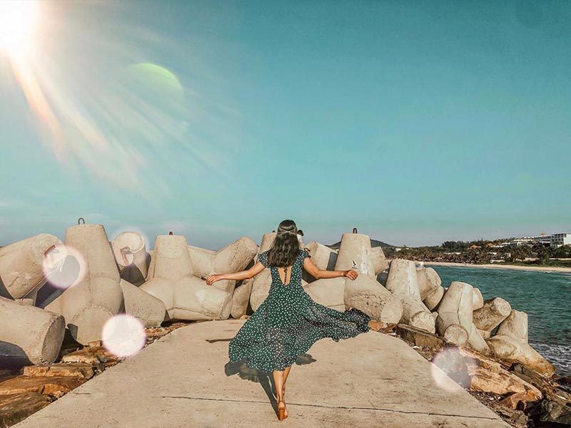 Giới thiệu về bãi đá Ông Địa tới du khách