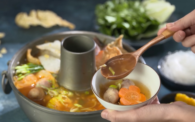 Lẩu Tả Pí Lù Đà Lạt Lẩu Tả Pí Lù Đà Lạt thích hợp dùng trong những ngày trời se lạnh