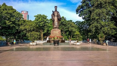 Ly Thai To Park: A green oasis in the heart of Hanoi