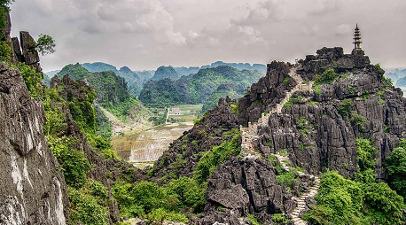 Lying Dragon Mountain, Ninh Binh: A majestic treasure of nature