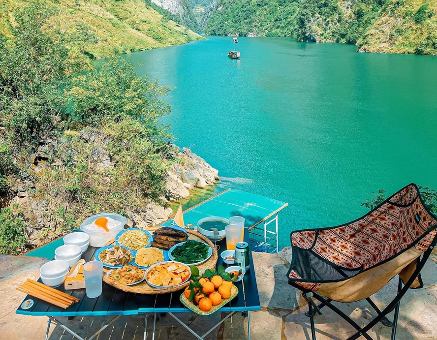 The beauty of Nho Que River Ha Giang