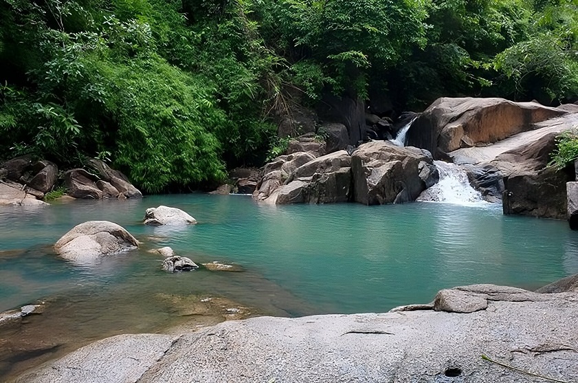 Suối Tiên Quảng Nam Trải nghiệm cắm trại qua đêm ở suối Tiên