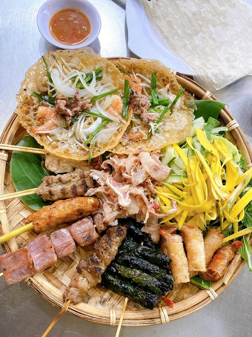 Phan Boi Chau Food Street