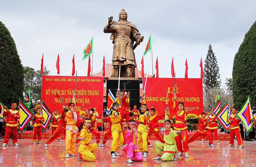 Quang Trung Museum hosts different cultural performances