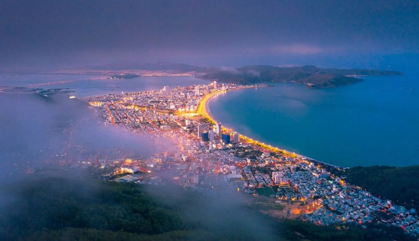 where is Quy Nhon Quy Nhon welcomes tourists with the breathtaking coastline