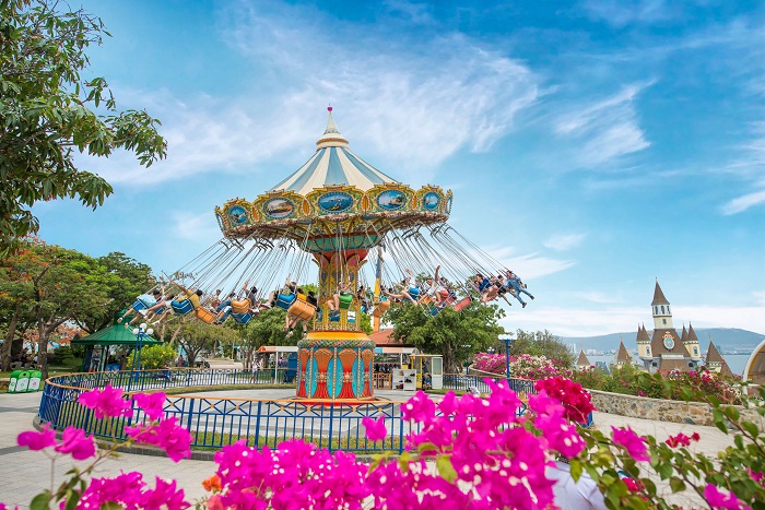 Trải nghiệm những trò chơi cảm giác mạnh tại VinWonders