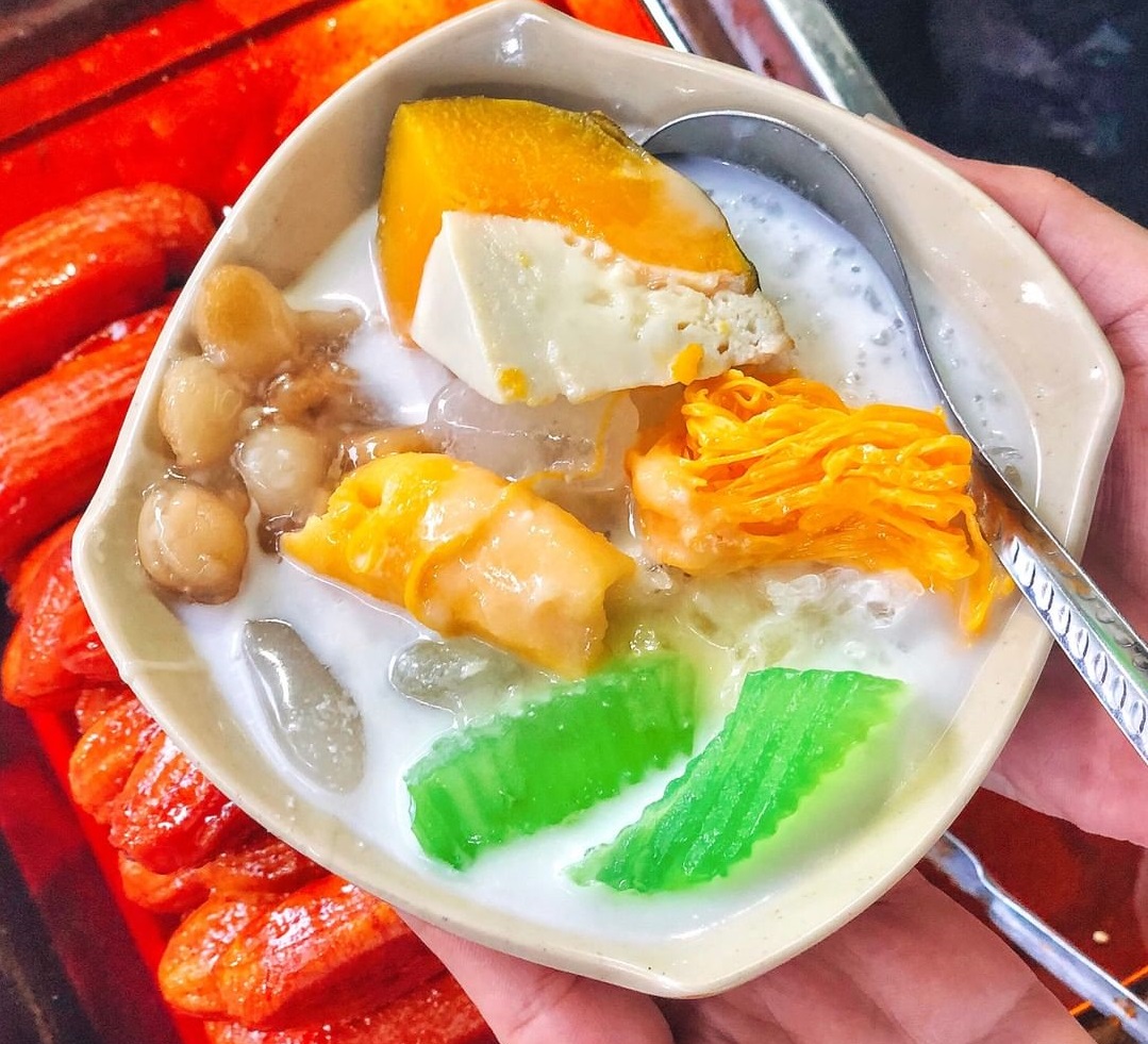 Savor the cuisine at Ho Thi Ky Food Street