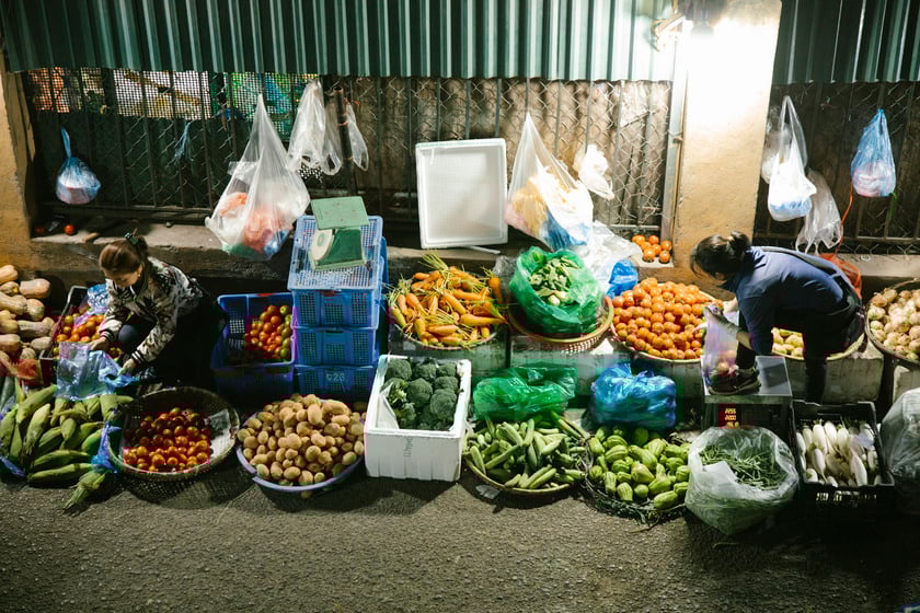 Long Bien Market Stalls at Long Bien Market