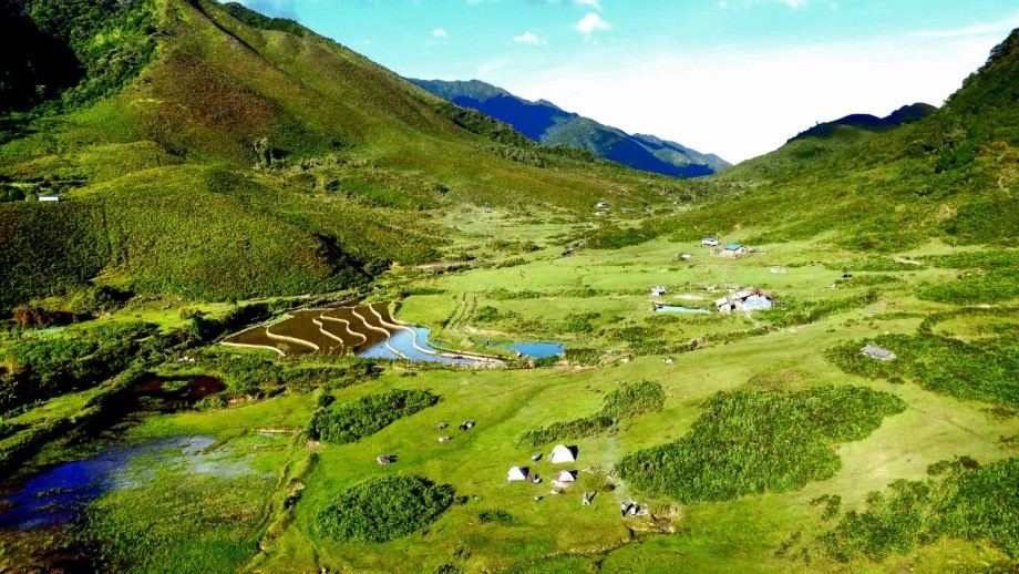 Ta Cua Y Valley