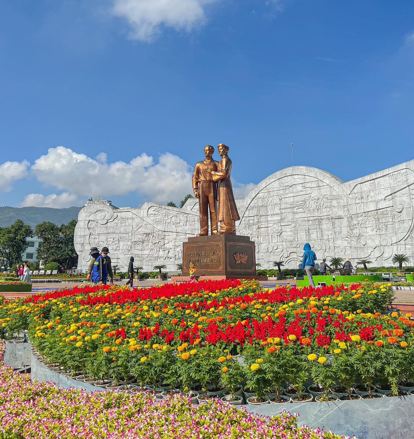Quy Nhon Square The Monument of Nguyen Sinh Sac - Nguyen Tat Thanh