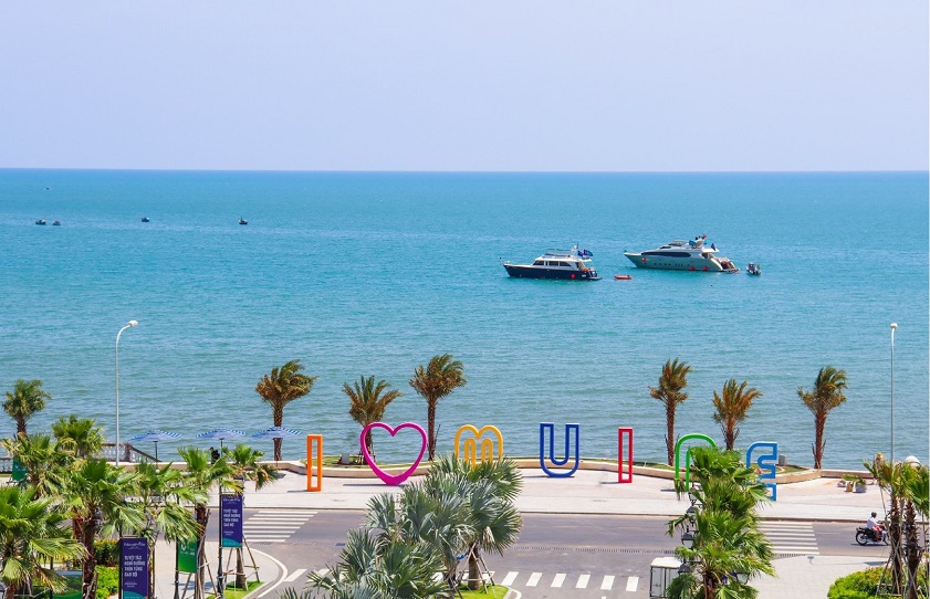The beach at Mui Ne is stunning