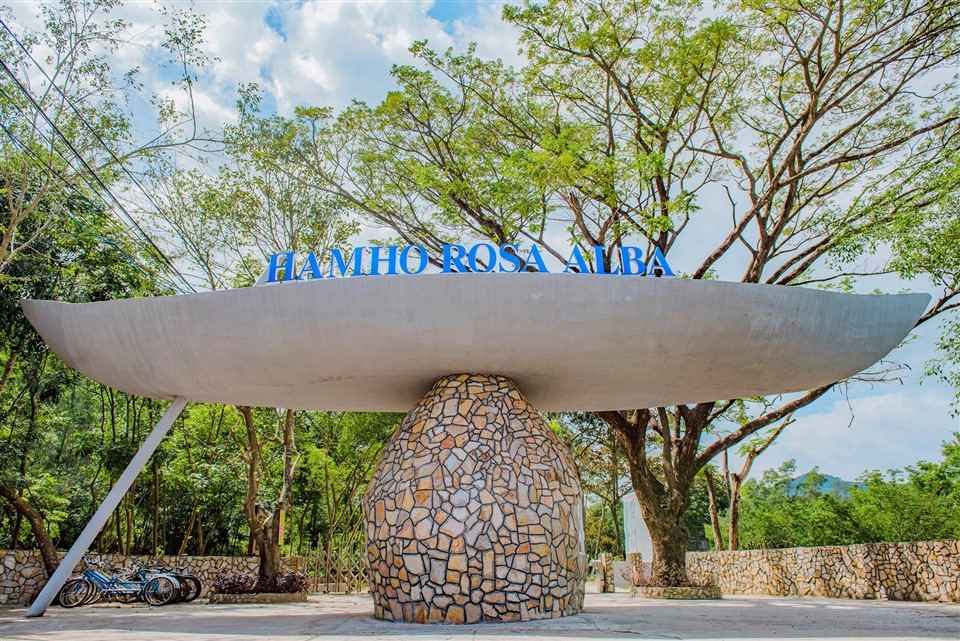Ham Ho Tourist Area in Quy Nhon