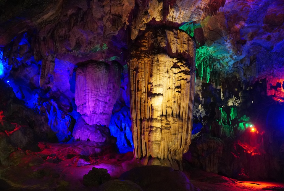 Tu Thuc Cave