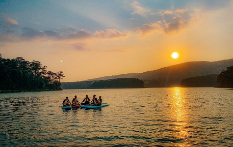 Tuyen Lam Lake: A must-visit spot in Da Lat for travelers