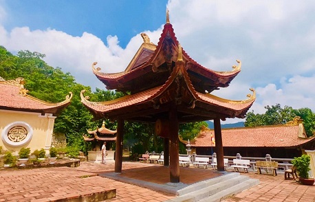 Van Son Pagoda: A revered spiritual landmark in Con Dao